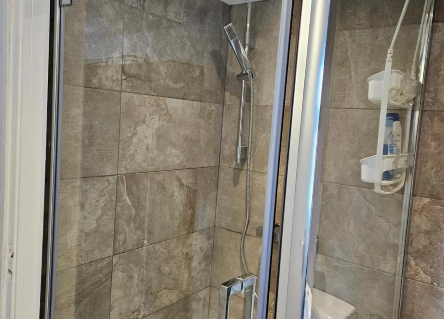Apartment Riverview, Stylish Non Smoking Loft Ensuite 4 Rent Erith